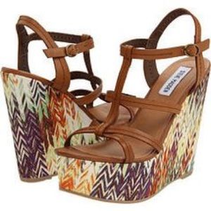 Steve Madden P-James platform wedge sandal size 10